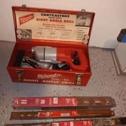 Milwaukee Right-Angle Drill 1107-1 Very Old Compact  Tool Box.