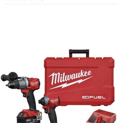 Milwaukee M18 FUEL 18-Volt Lithium-Ion Brushless Cordless Hammer Drill and Impact Driver Combo Kit (2-Tool) with Two 5Ah Batteries