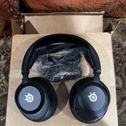 New SteelSeries Headset