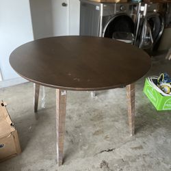 Kitchen table- Round