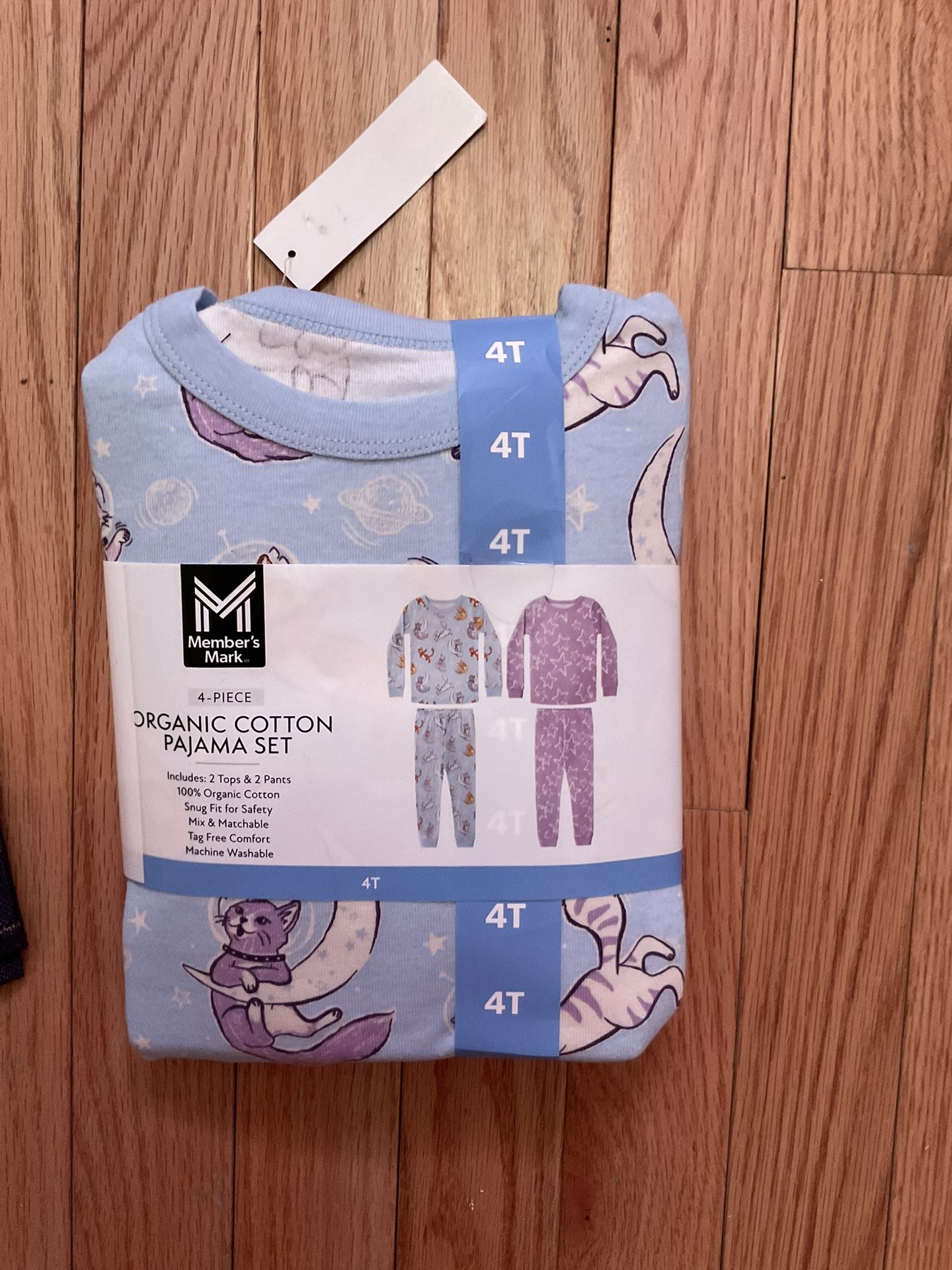 New Girls 4 Piece Pajamas Sets-size 4T