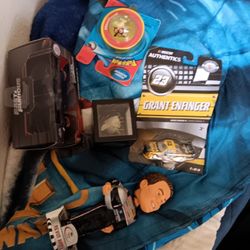 5 Toys Collectible Pokémon Ball,Nascar Grant Enfinger,star Wars Magic Box,fast &furious Die-cast  And Kevin Harvick 
