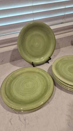 Green ceramic plates, 8 count