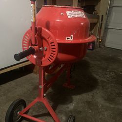 Cement Mixer For Sale.
