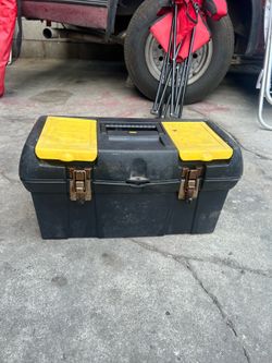 Caja con herramienta