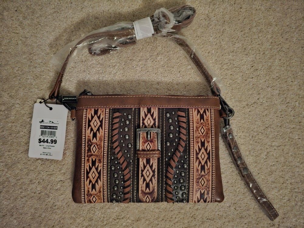 $25 Brand NEW Montana West Aztec Tooled Collection Clutch/Crossbody