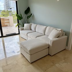 New Ivory Sectional Couch 