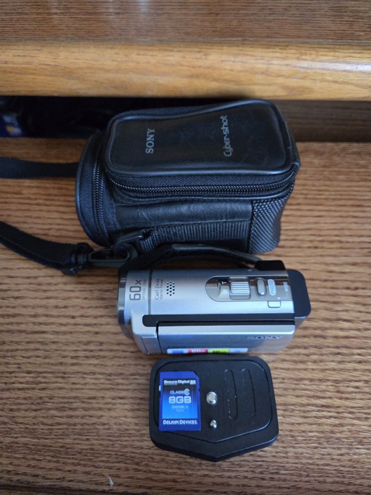 Sony DCR-SX63 16 GB Digital Camcorder Tested