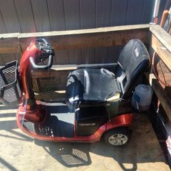 Pride Scooter Victory 9