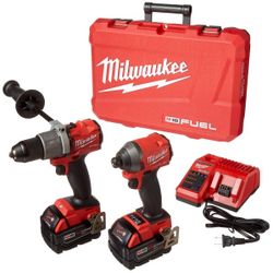 Milwaukee Drill Set