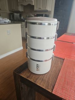 Food  Storage 4 Layeers. $10