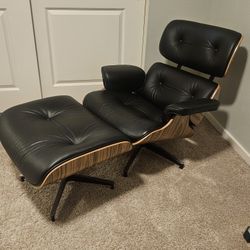 Mid Century Chaise Lounge Chair and Ottoman