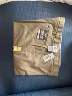 Dockers Khakhi Pants W42 L34 (Classic fit-Flat Front)