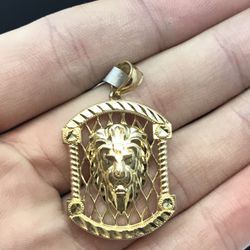 Gold Lion Pendant 10K New 