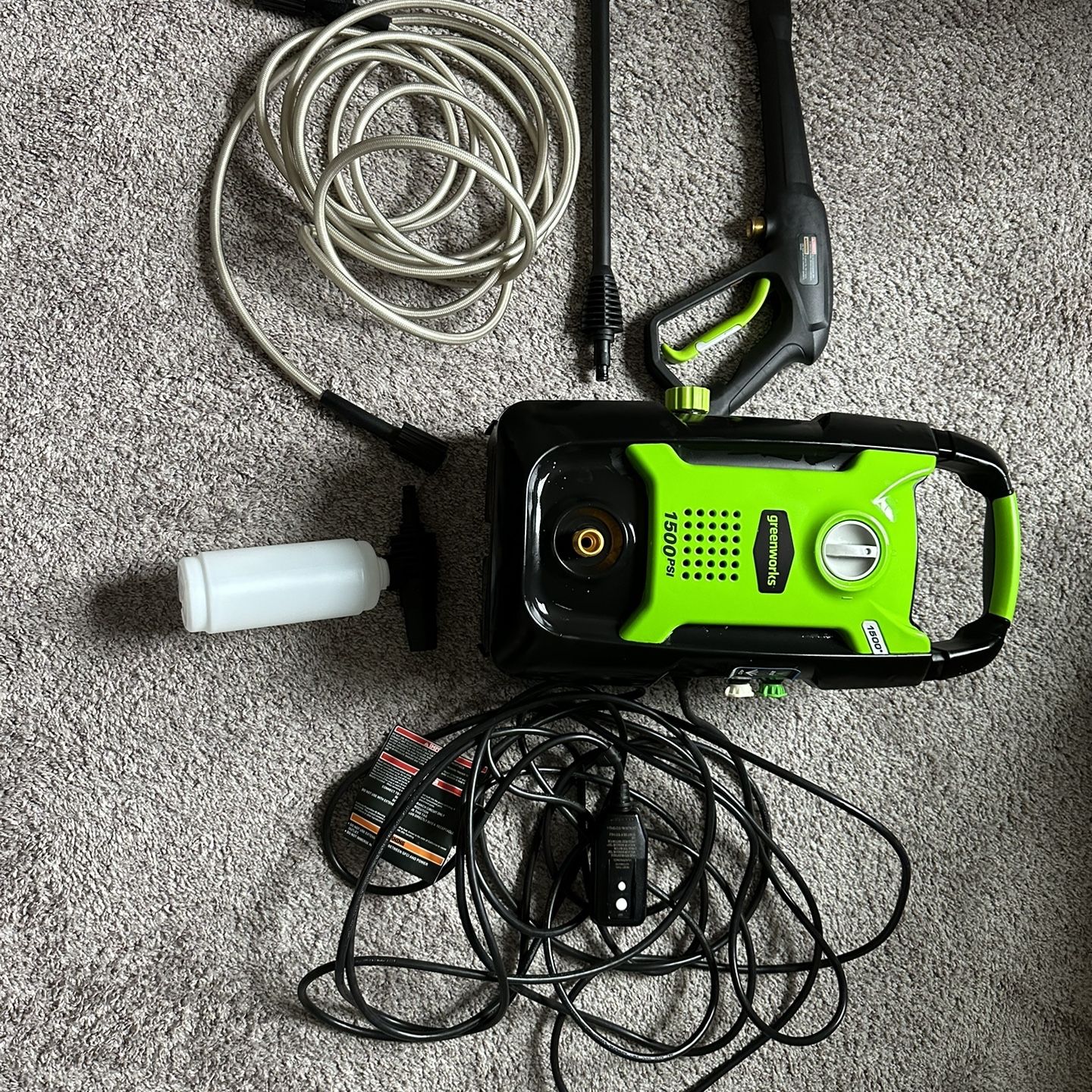 Greenworks 1500 Psi Pressure Washer 3d mon