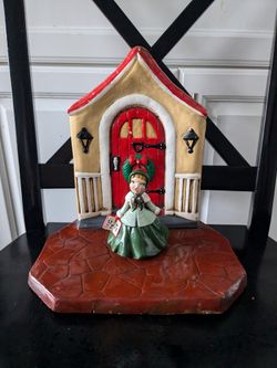 Vintage Holland Mold Christmas Wreath Door Caroler 