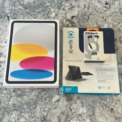 Brand new In Unopened Box iPad A16 wi-Fi Silver 