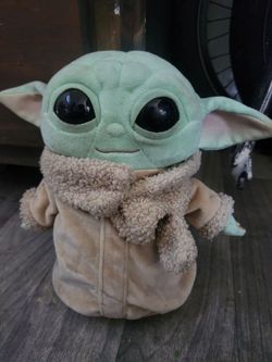 Star wars baby yoda plush used