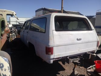 1978 suburban parting out