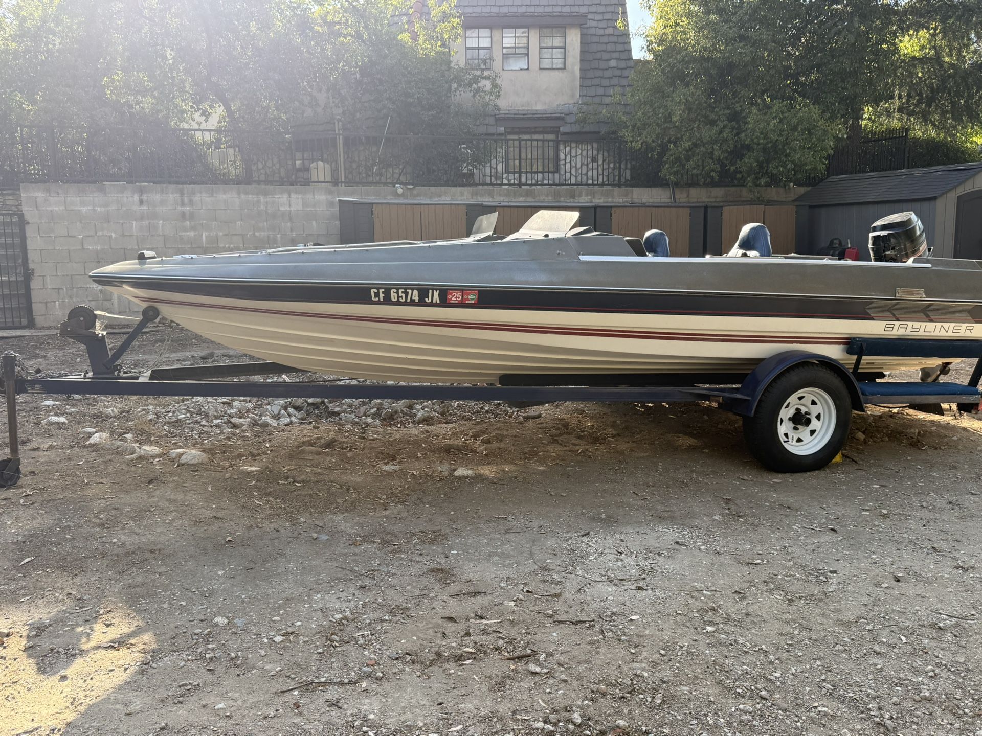 1986 Bayliner Bass Boat