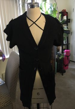 Sleeveless sweater