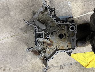 Toyota 1UR-FE Timing Cover — 2012 Sequoia 4.6L