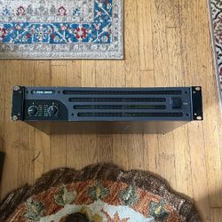 Mackie FRS 2800 Power Amplifier