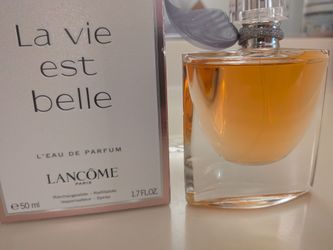 Eau  De perfume La vie est belle