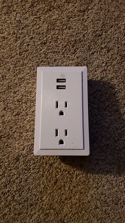 Outlet expander surge protector