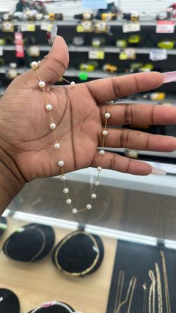 Gold Pearl Necklace