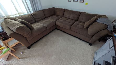 Very good Sectional couch