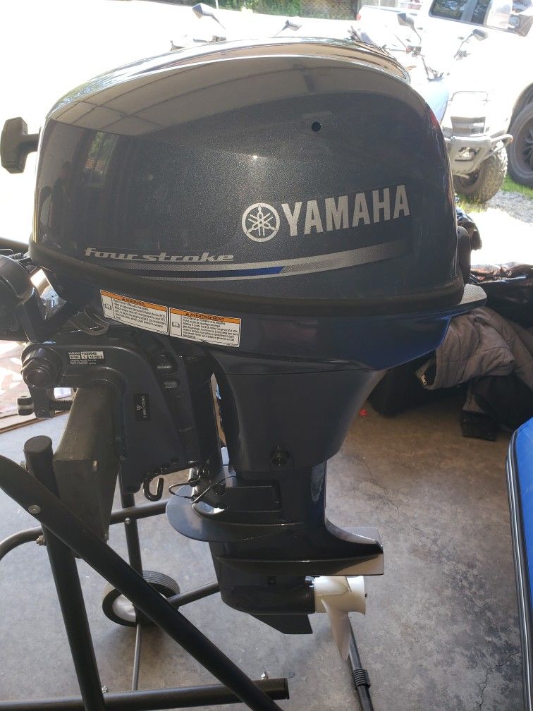 inflatable boat whit Yamaha motor and electric