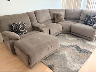 Reclining Sectional