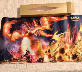 Pokemon Charizard Play Mat