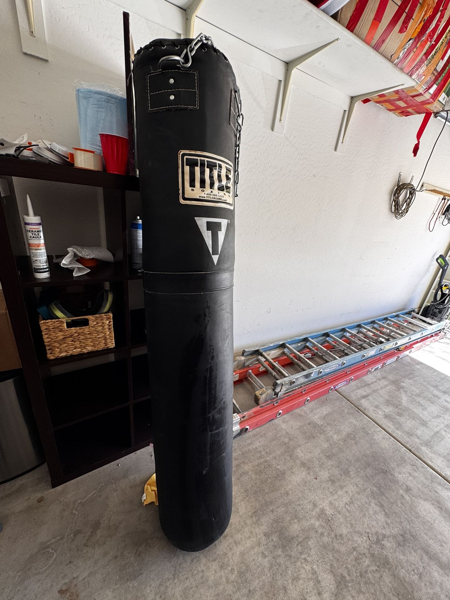 Title Heavy Bag, Punching Bag, Kickboxing, Muay Tai Bag