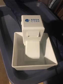 Aqua cube pet water fountain