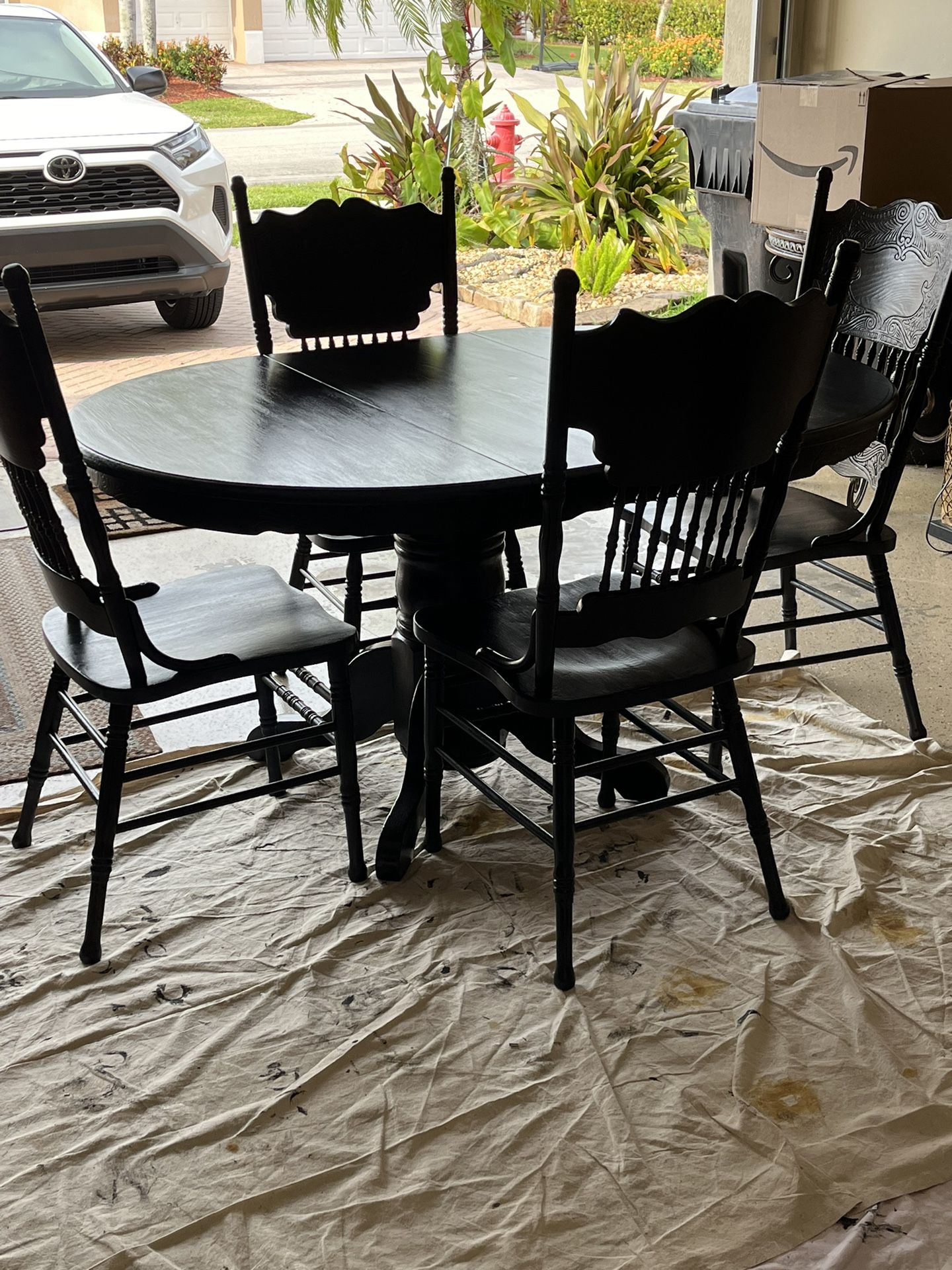 Black Table & 4 Chairs 