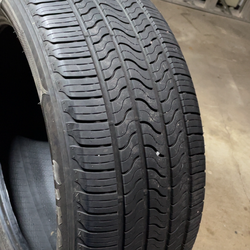 Firestone (1) tire 245/50/R20
