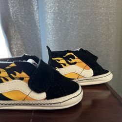 Baby Vans Size 2