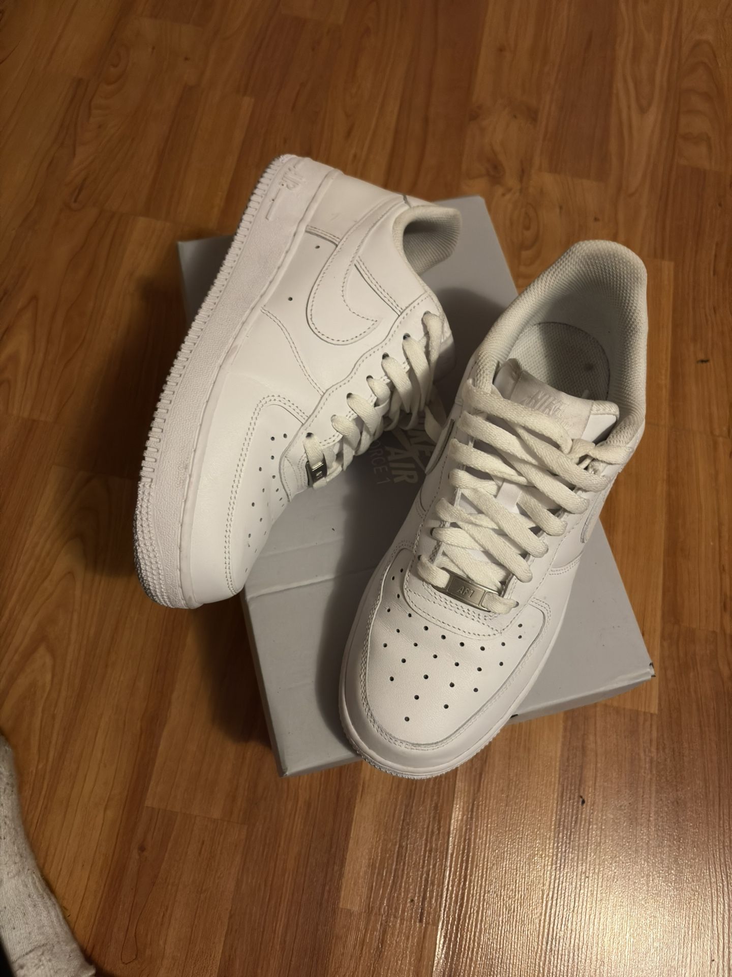 White Air Force 1 (7M/8.5W)