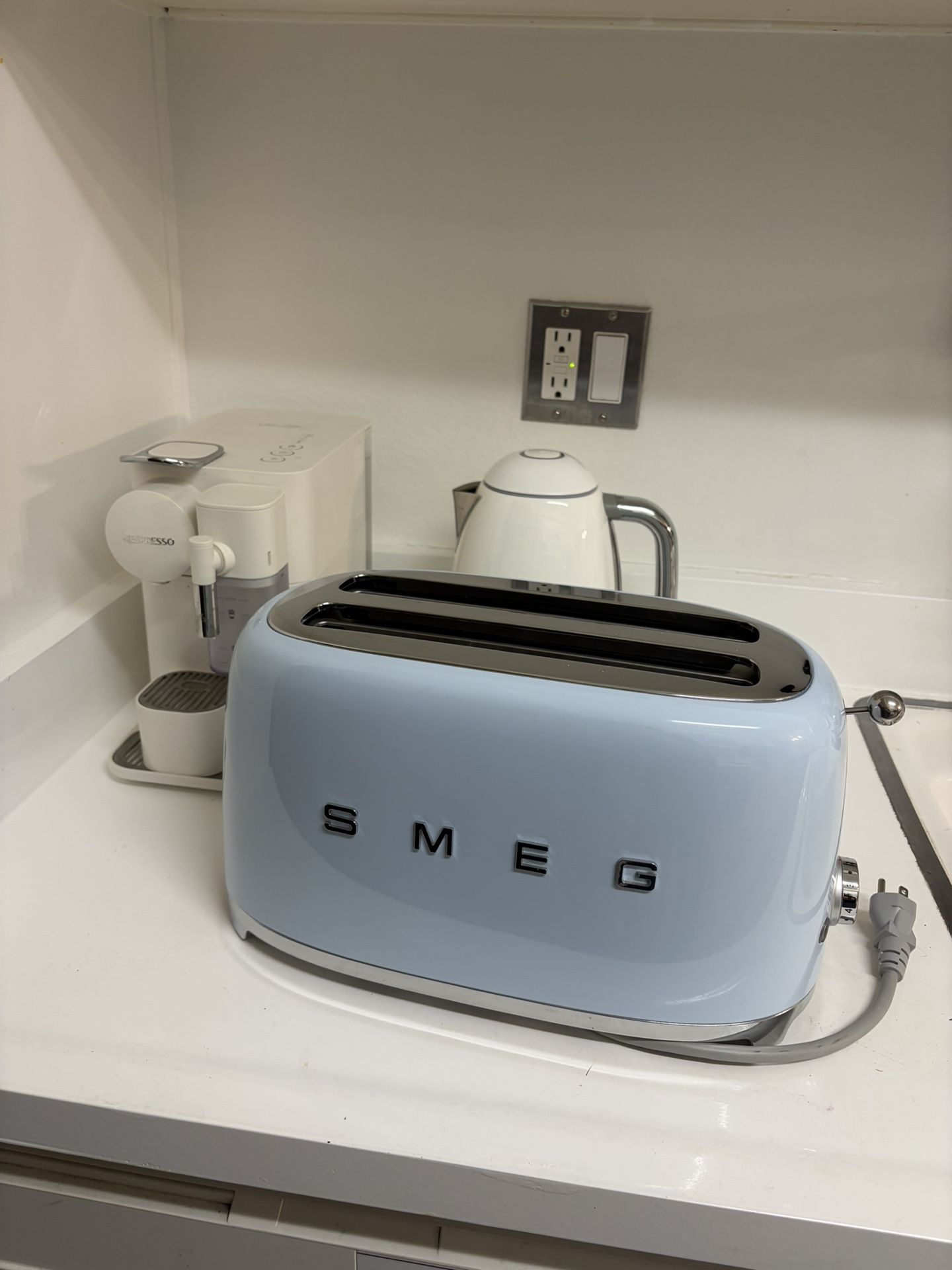 Smeg 4 Slice Toaster Baby Blue