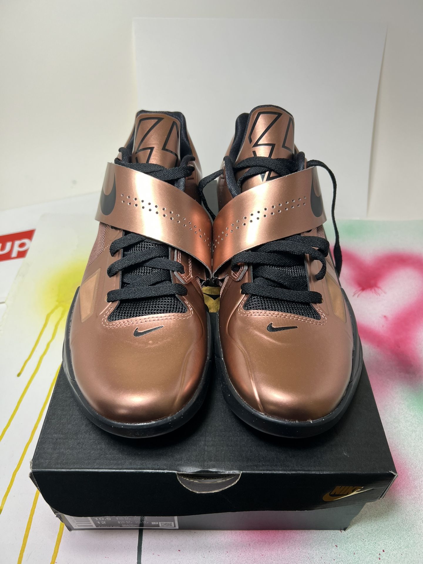 KD 4 Christmas Size 10.5