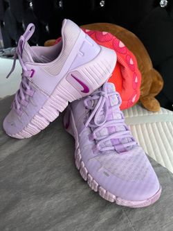 NIKE AIR MAX SIZE 9