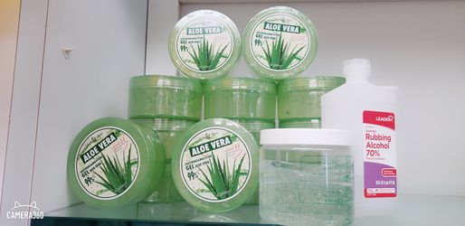DEARDERM SOOTHING GEL $8 each