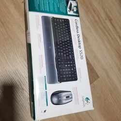 Logitech Cordless Desktop S520 Keyboard and Laser Mouse (Black/Grey)