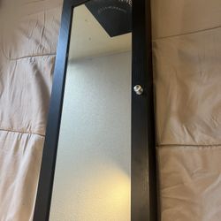 Door Jewelry Vanity 