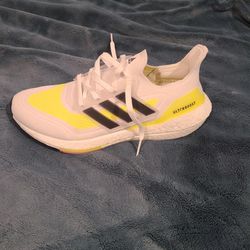 New Adidas UltraBoost Size 10