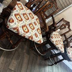 4 Bar Stools