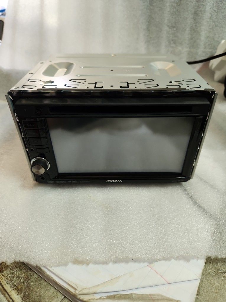 Kenwood DNX5120 6.1" 2 DIN Navigation DVD receiver