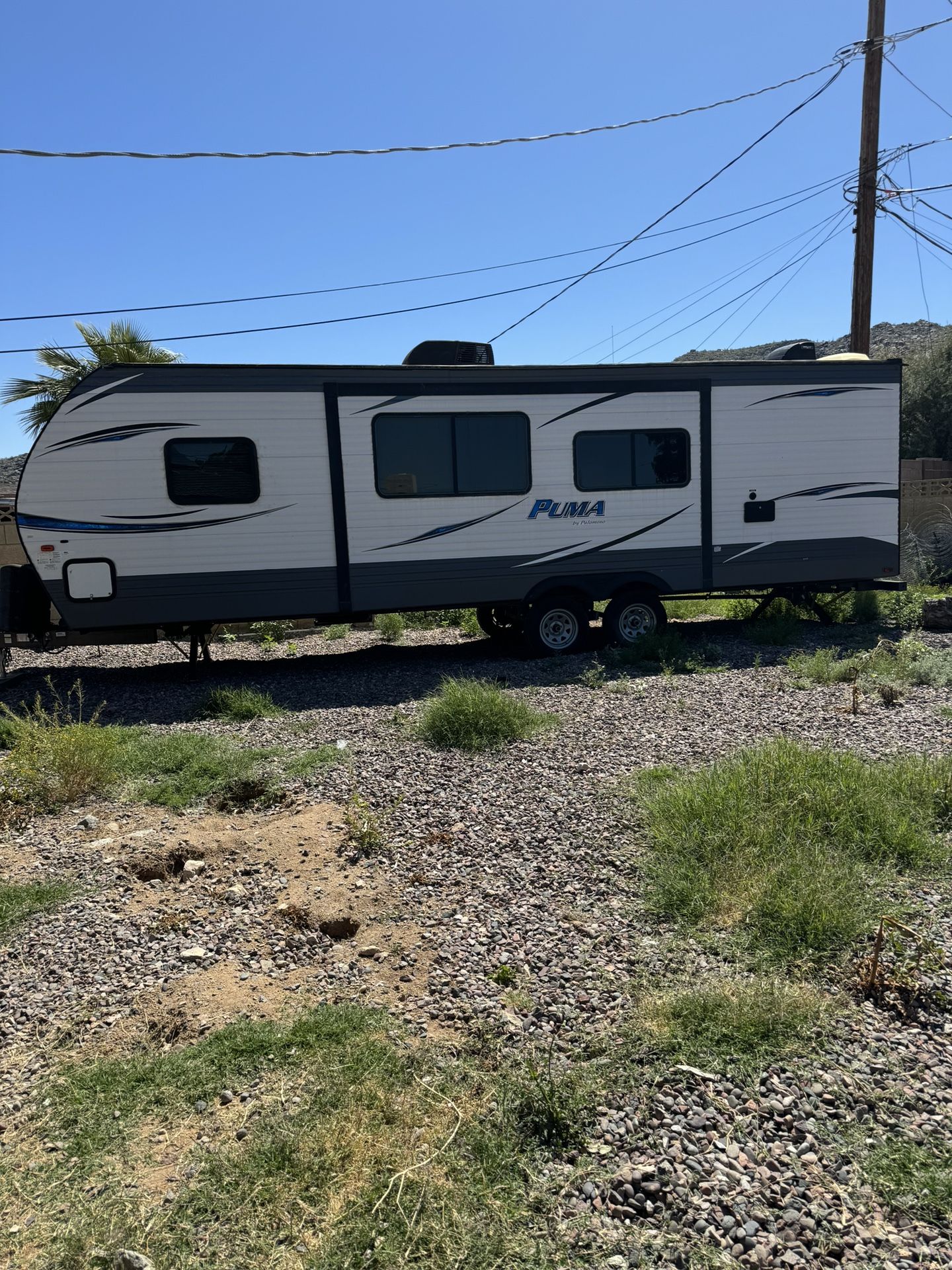 Puma Travel Trailer With Pop Out perfect for the summer